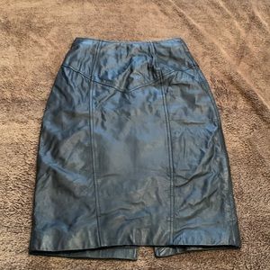 Leather Black Skirt Pelle Cuir size 4 vintage Leatherskirt